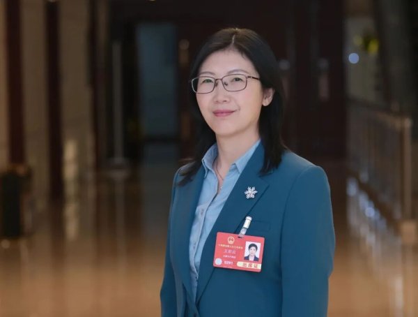全国人大代表王彩云：培育奶业新质生产力，筑牢健康老龄化营养根基